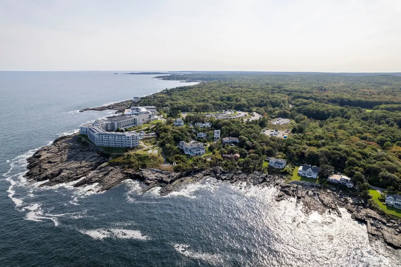 Charlestown MA and Cape Neddick Maine Short Term Rentals, Cliff House