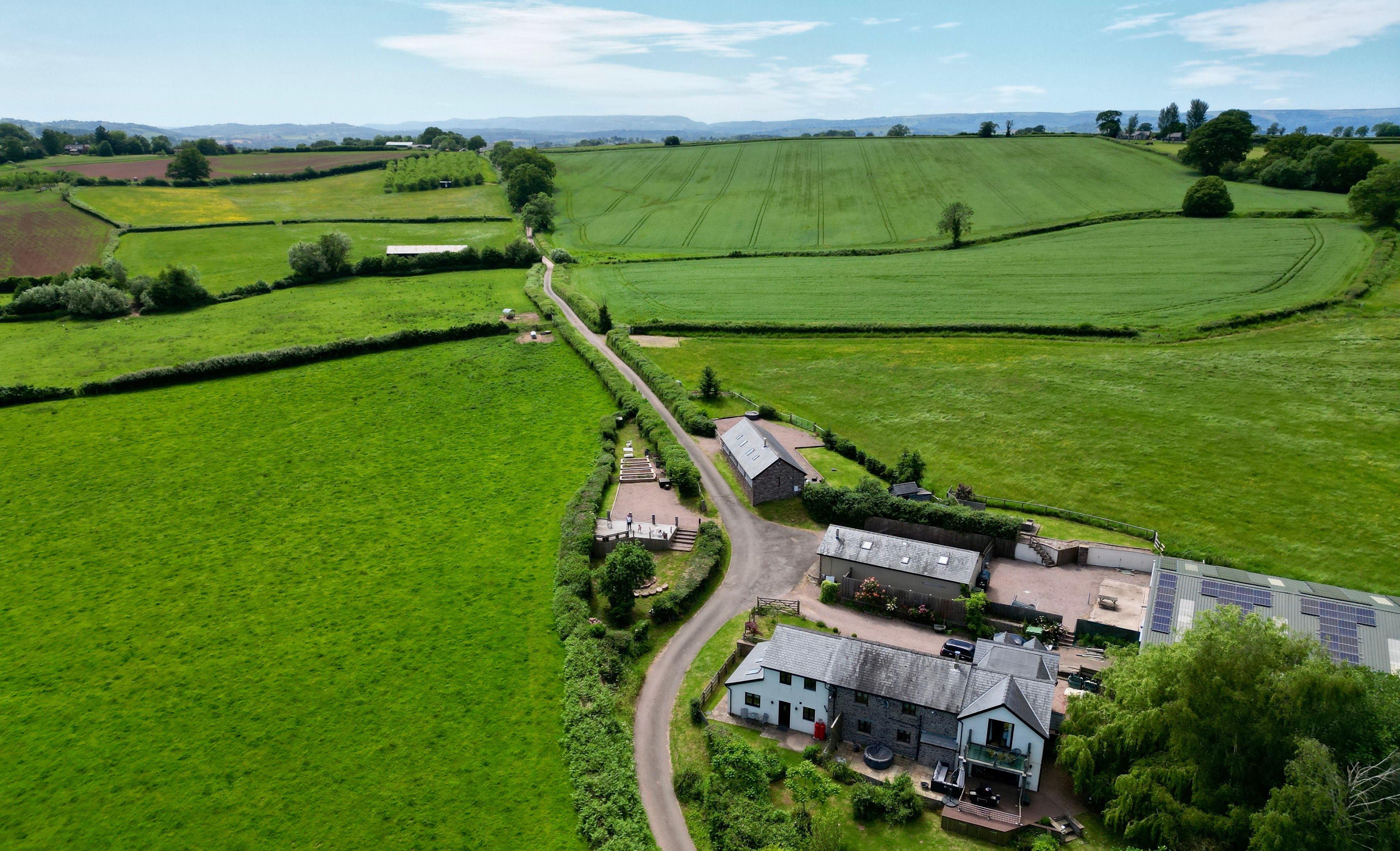 Harrys Cottages